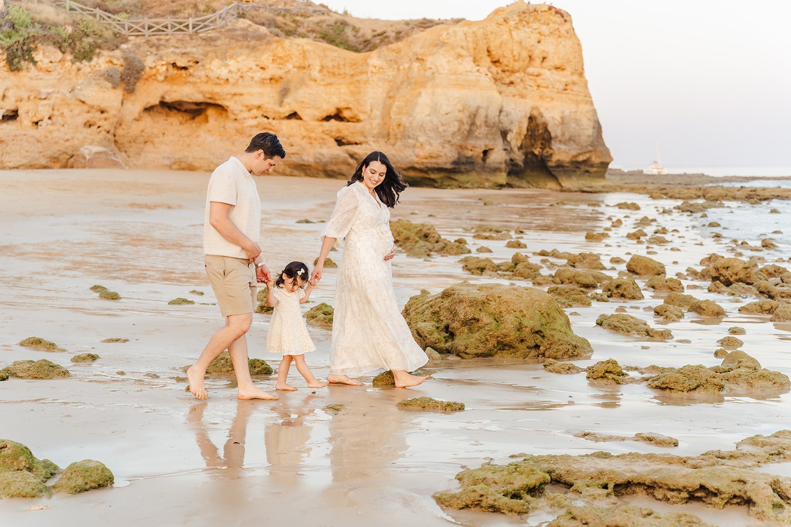 Praia Marinha family photographer in Algarve